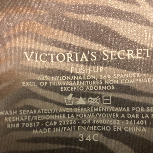 Women’s Victoria’s Secret Incredible push up plunge bra - Picture 3 of 3